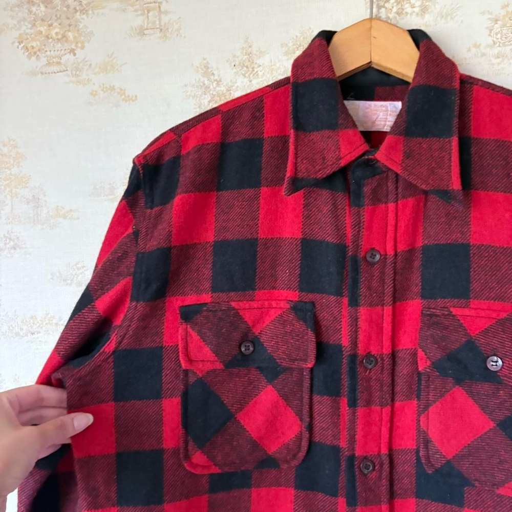 Vintage 70s red black buffalo plaid King’s Road wool flannel button up shirt - Picture 3 of 7